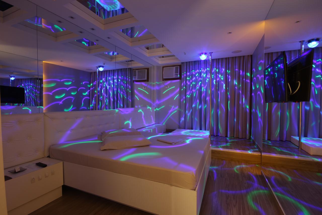 Hotel do amor Time (adults Only)